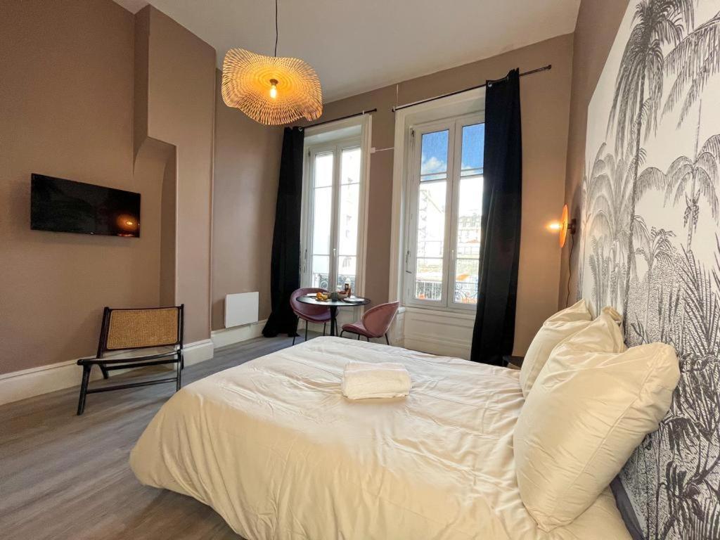 Suite Petraa Lyon Extérieur photo